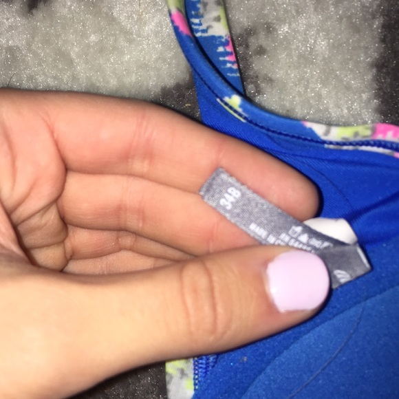 Bathing suit top - Picture 4 of 5